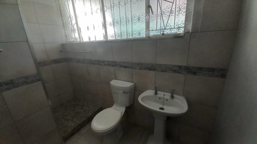 To Let 2 Bedroom Property for Rent in Irene Park North West